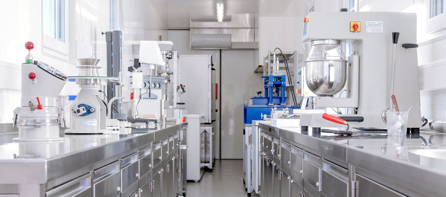 Understanding the Importance of Laboratory & Testing Equipment in the Modern World